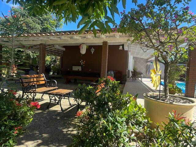 #1097 - Casa para Venda em Rio de Janeiro - RJ - 2